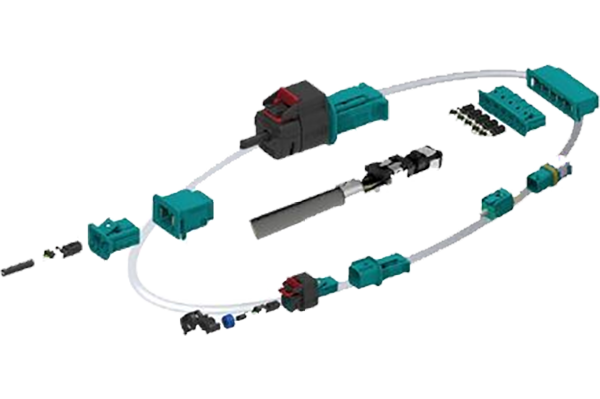 傳感器線(xiàn)束通常由多根電線(xiàn)和連接器組成，這些電線(xiàn)根據(jù)傳感器的類(lèi)型和功能而有所不同。例如，壓力傳感器線(xiàn)束通常包括壓力傳感器、信號(hào)轉(zhuǎn)換器和信號(hào)連接器等。在傳感器線(xiàn)束中，信號(hào)轉(zhuǎn)換器將傳感器的信號(hào)轉(zhuǎn)換為適當(dāng)?shù)碾娦盘?hào)，以便傳輸?shù)狡渌娮釉O(shè)備中。